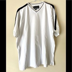 Britches Great Outdoors Men's V-Neck White Blue Cotton Shirt - L - Pre-owned